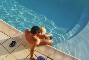 Sex z mamuśką w basenie